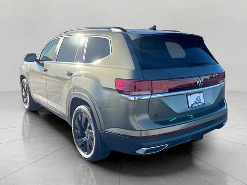 2026 Volkswagen Atlas 2.0T SE w/Technology 4MOTION