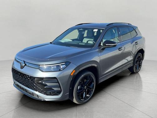 2025 Volkswagen Tiguan 2.0T SE R-Line Black 4MOTION