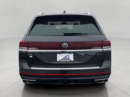 Deep Black Pearl 2026 Volkswagen Atlas 2.0T SEL Premium R-Line 4MOTION