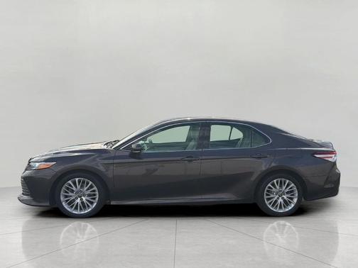 Brown Stone 2018 Toyota Camry XSE