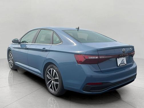 Monterey Blue Pearl 2026 Volkswagen Jetta 1.4T SE