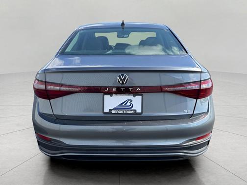 Platinum Gray Metallic 2026 Volkswagen Jetta 1.4T SE