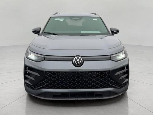 platinum gray metallic 2026 Volkswagen Tiguan 2.0T SE R-Line Black 4MOTION