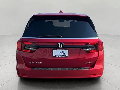 Radiant Red Metallic II 2023 Honda Odyssey Sport