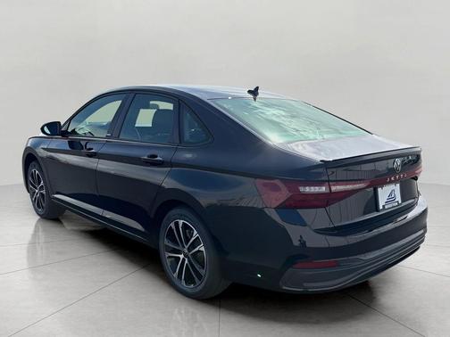 Deep Black Pearl 2026 Volkswagen Jetta 1.4T S