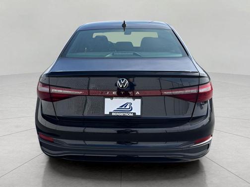 Deep Black Pearl 2026 Volkswagen Jetta 1.4T S