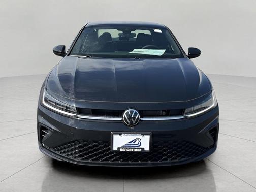Deep Black Pearl 2026 Volkswagen Jetta 1.4T S