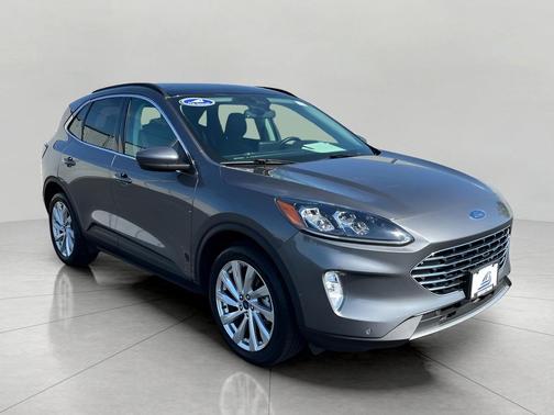 2021 Ford Escape Titanium