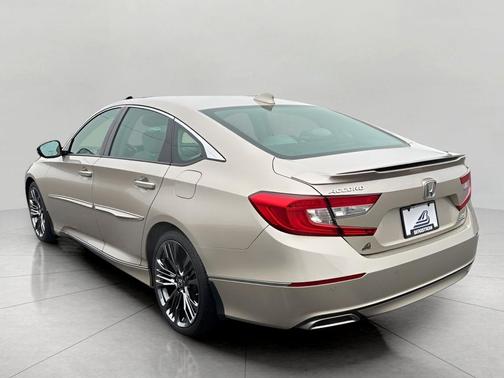 2019 Honda Accord Touring 2.0T