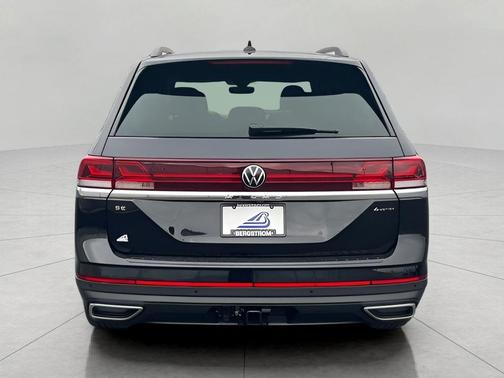 2026 Volkswagen Atlas 2.0T SE w/Technology 4MOTION