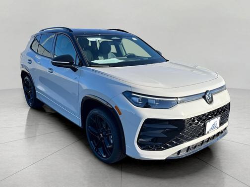 2025 Volkswagen Tiguan 2.0T SE R-Line Black 4MOTION