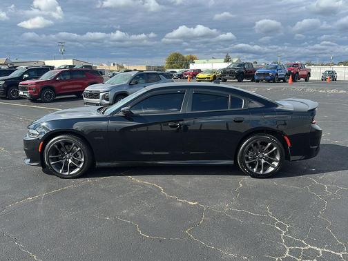 Pitch Black Clearcoat 2021 Dodge Charger R/T