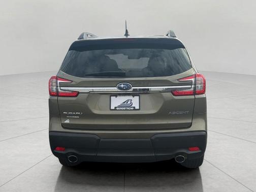Autumn Green Metallic 2024 Subaru Ascent Premium 7-Passenger