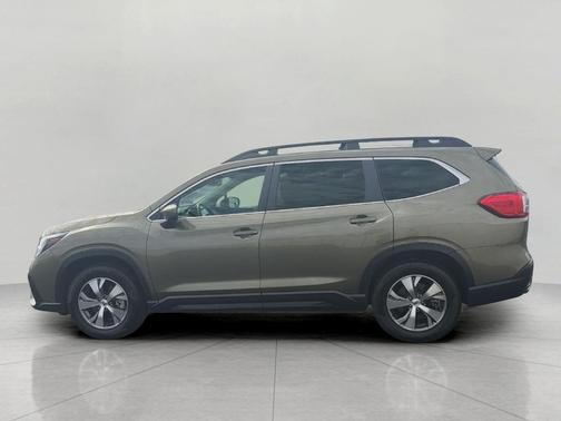 Autumn Green Metallic 2024 Subaru Ascent Premium 7-Passenger
