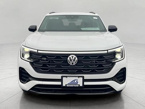 2026 Volkswagen Atlas Cross Sport 2.0T SEL