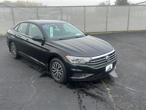 Black Uni 2021 Volkswagen Jetta 1.4T S