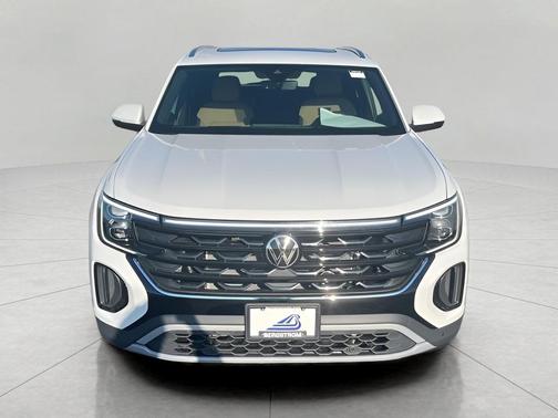 2026 Volkswagen Atlas Cross Sport 2.0T SE w/Technology 4MOTION