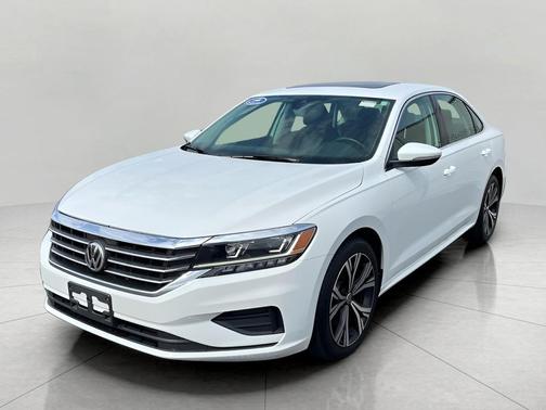 2022 Volkswagen Passat 2.0T SE