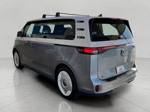 2025 Volkswagen ID. Buzz Pro S Plus with 4MOTION