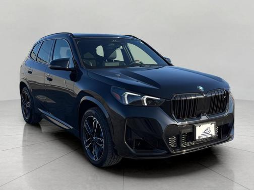 2025 BMW X1 M35i