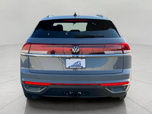 2026 Volkswagen Atlas Cross Sport 2.0T SE w/Technology 4MOTION