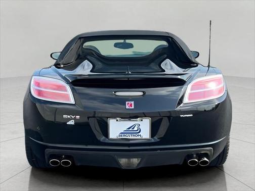 2007 Saturn Sky Red Line