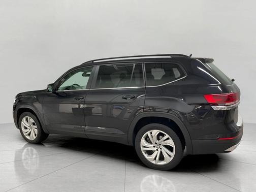 2022 Volkswagen Atlas 3.6L SE w/Technology