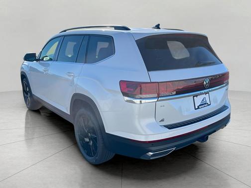 2026 Volkswagen Atlas 2.0T SE w/Technology 4MOTION