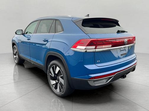 2025 Volkswagen Atlas Cross Sport 2.0T SE w/Technology 4MOTION