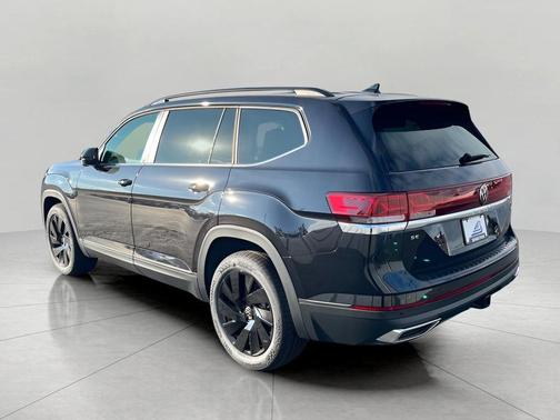 2026 Volkswagen Atlas 2.0T SE w/Technology 4MOTION