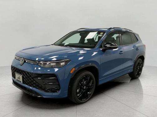 monterey blue pearl 2026 Volkswagen Tiguan 2.0T SE R-Line Black 4MOTION