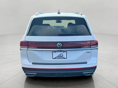 2026 Volkswagen Atlas 2.0T SE w/Technology 4MOTION