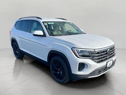 opal white pearl 2026 Volkswagen Atlas 2.0T SE w/Technology 4MOTION