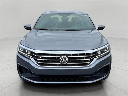 2021 Volkswagen Passat 2.0T R-Line