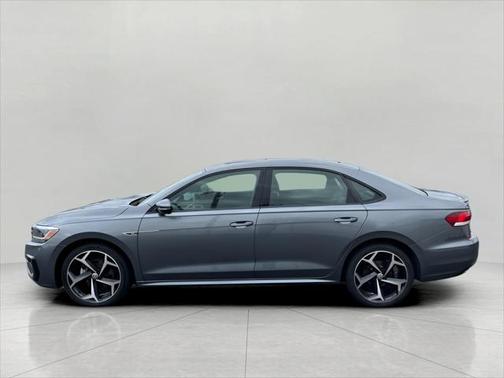 2021 Volkswagen Passat 2.0T R-Line