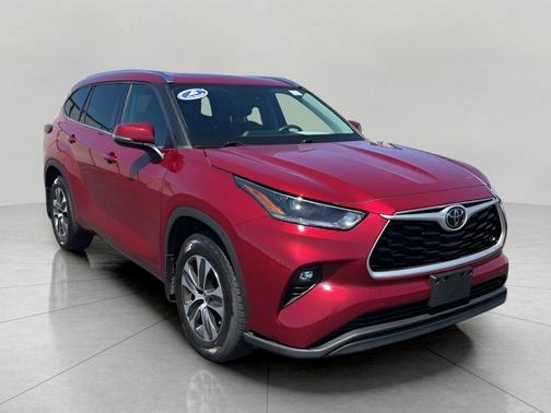 Ruby Flare Pearl 2021 Toyota Highlander XLE