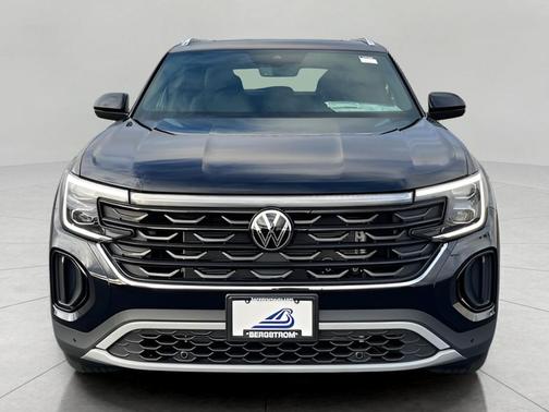 2026 Volkswagen Atlas Cross Sport 2.0T SE w/Technology 4MOTION