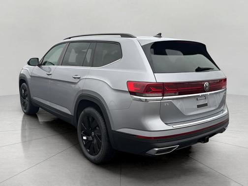 Silver Mist Metallic 2026 Volkswagen Atlas 2.0T SE w/Technology 4MOTION
