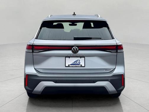 2025 Volkswagen Tiguan 2.0T SE 4MOTION