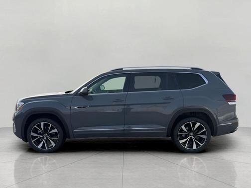 Pure Gray 2026 Volkswagen Atlas 2.0T SEL Premium R-Line 4MOTION