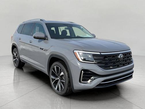 Pure Gray 2026 Volkswagen Atlas 2.0T SEL Premium R-Line 4MOTION