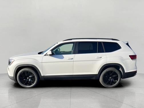 2026 Volkswagen Atlas 2.0T SE w/Technology 4MOTION