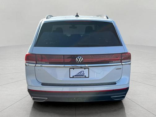 2026 Volkswagen Atlas 2.0T SE w/Technology 4MOTION