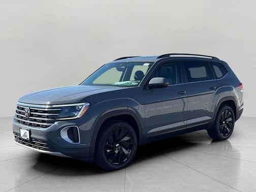Pure Gray 2026 Volkswagen Atlas 2.0T SE w/Technology 4MOTION