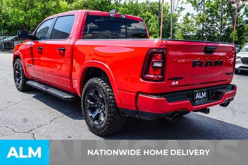 Flame Red Clearcoat 2025 RAM 1500 Big Horn/Lone Star