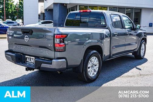 2024 Nissan Frontier SV