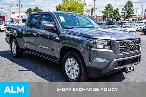 2024 Nissan Frontier SV