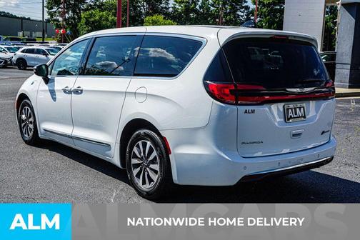 2023 Chrysler Pacifica Hybrid Limited
