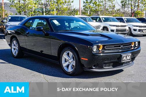 2023 Dodge Challenger SXT