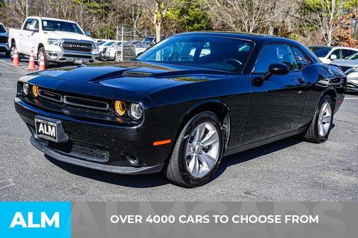 2023 Dodge Challenger SXT